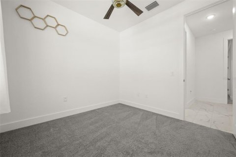 House in Punta Gorda, Florida 3 bedrooms, 178.47 sq.m. № 2259484 - photo 27