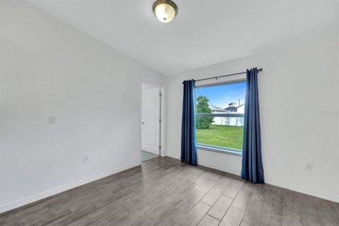 Casa en venta en Cape Coral, Florida, 4 dormitorios, 153.29 m2 № 1907830 - foto 14