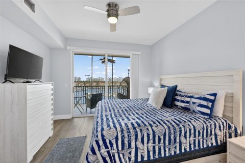 Condo in Punta Gorda, Florida, 2 bedrooms  № 2099436 - photo 18