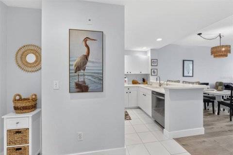 Condo in Punta Gorda, Florida, 2 bedrooms  № 2099436 - photo 7