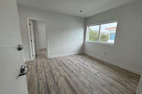 Appartement à louer à Miami Beach, Floride: 2 chambres № 1999831 - photo 3