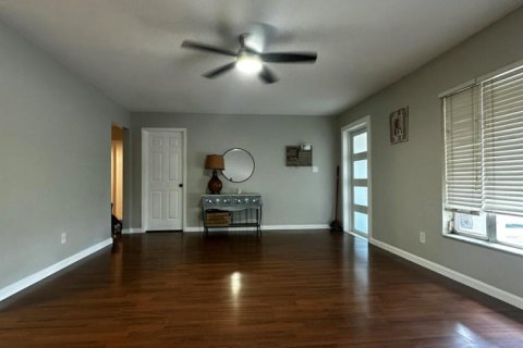 Casa en venta en Tamarac, Florida, 2 dormitorios, 151.34 m2 № 2176580 - foto 5