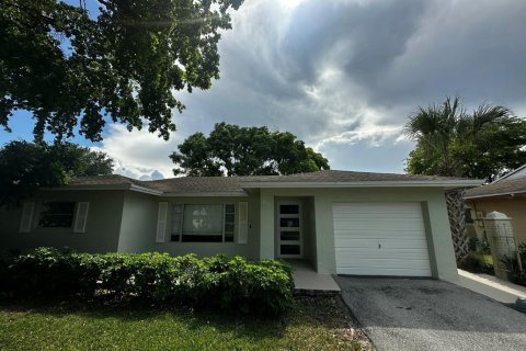 Casa en venta en Tamarac, Florida, 2 dormitorios, 151.34 m2 № 2176580 - foto 2
