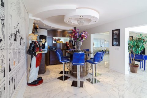 Casa en venta en Golden Beach, Florida, 3 dormitorios, 384.99 m2 № 2016244 - foto 24