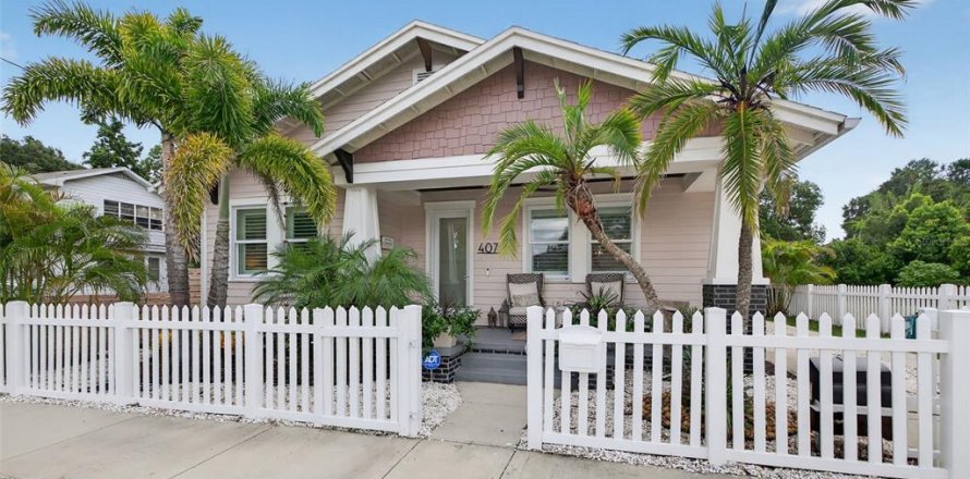 Casa en Tampa, Florida 3 dormitorios, 162.3 m2 № 1910140