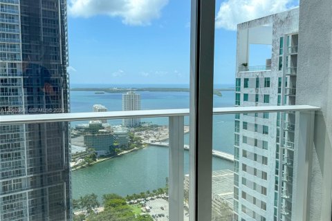 Condo in Miami, Florida, 1 bedroom  № 2087130 - photo 13