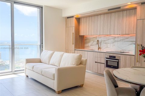 Condo in Miami, Florida, 1 bedroom  № 2087130 - photo 5
