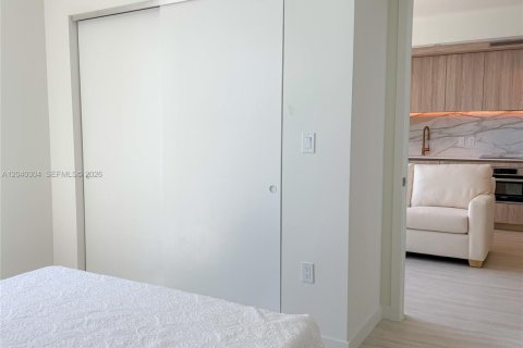 Condo in Miami, Florida, 1 bedroom  № 2087130 - photo 22