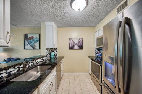 Condo in Clearwater, Florida, 3 bedrooms  № 1770075 - photo 11