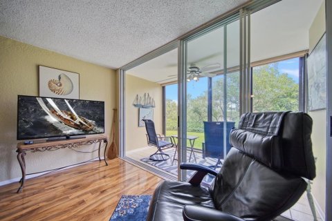 Condo in Clearwater, Florida, 3 bedrooms  № 1770075 - photo 18