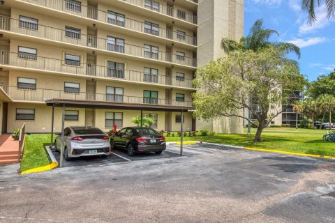 Condo in Clearwater, Florida, 3 bedrooms  № 1770075 - photo 1