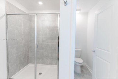 House in Winter Haven, Florida 5 bedrooms, 205.78 sq.m. № 1770577 - photo 20