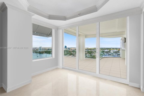 Copropriété à vendre à Fort Lauderdale, Floride: 3 chambres, 375.6 m2 № 2029092 - photo 16