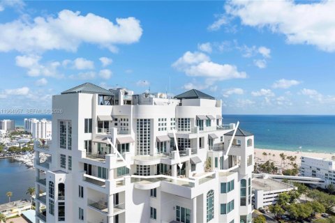 Copropriété à vendre à Fort Lauderdale, Floride: 3 chambres, 375.6 m2 № 2029092 - photo 2