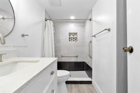 Купить виллу или дом в Норт-Майами, Флорида 2 спальни, 92.53м2, № 2052146 - фото 21