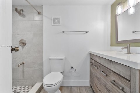 Купить виллу или дом в Норт-Майами, Флорида 2 спальни, 92.53м2, № 2052146 - фото 17