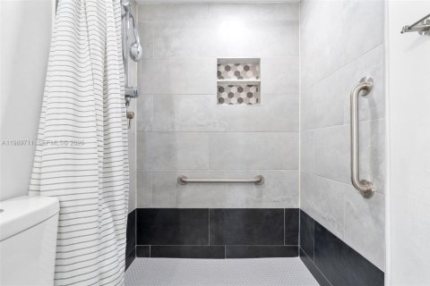 Купить виллу или дом в Норт-Майами, Флорида 2 спальни, 92.53м2, № 2052146 - фото 20