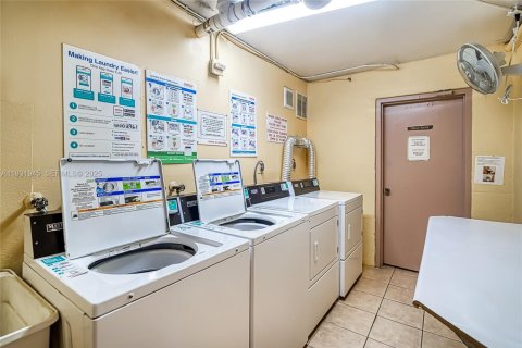 Снять в аренду кондоминиум в Санни-Айлс-Бич, Флорида 1 спальня, 50.72м2, № 1991477 - фото 23