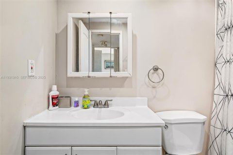 Снять в аренду кондоминиум в Санни-Айлс-Бич, Флорида 1 спальня, 50.72м2, № 1991477 - фото 18