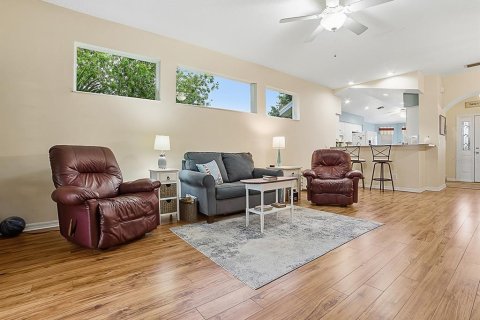 Villa ou maison à vendre à Tavares, Floride: 3 chambres, 149.85 m2 № 2211702 - photo 9