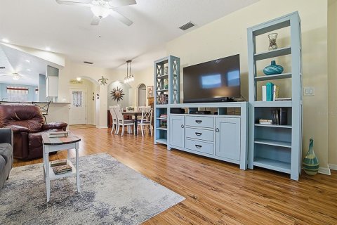 Villa ou maison à vendre à Tavares, Floride: 3 chambres, 149.85 m2 № 2211702 - photo 11