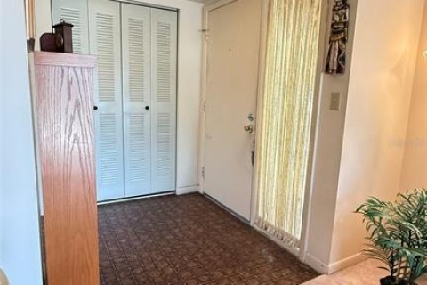 Condominio en venta en Deltona, Florida, 2 dormitorios, 83.33 m2 № 1902698 - foto 3