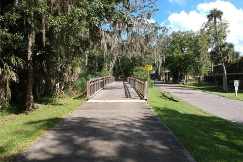 Condominio en venta en Deltona, Florida, 2 dormitorios, 83.33 m2 № 1902698 - foto 20