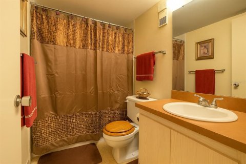 Condominio en venta en Deltona, Florida, 2 dormitorios, 83.33 m2 № 1902698 - foto 15