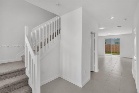 Touwnhouse à louer à Homestead, Floride: 3 chambres, 148.64 m2 № 1997226 - photo 6