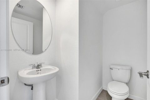 Touwnhouse à louer à Homestead, Floride: 3 chambres, 148.64 m2 № 1997226 - photo 9