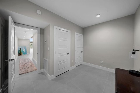 House in Tampa, Florida 5 bedrooms, 522.2 sq.m. № 1634297 - photo 19