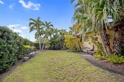 Снять в аренду виллу или дом в Серфсайд, Флорида 3 спальни, 150.22м2, № 1958572 - фото 30