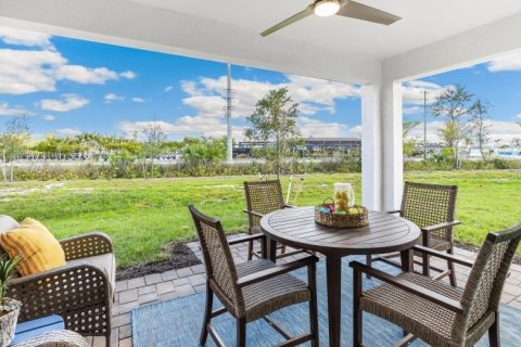 House in Punta Gorda, Florida 2 bedrooms, 139.63 sq.m. № 1902130 - photo 13