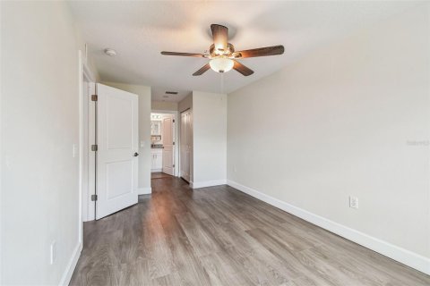 Apartamento en alquiler en Tarpon Springs, Florida, 3 dormitorios, 83.61 m2 № 1885448 - foto 23
