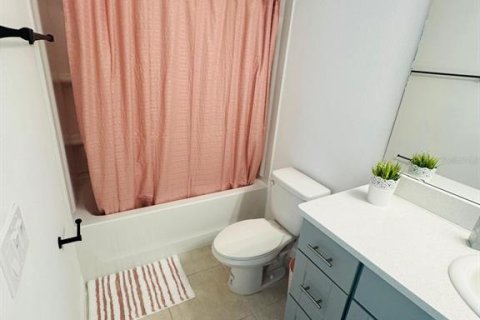 House in Kissimmee, Florida 2 bedrooms, 118.45 sq.m. № 2107018 - photo 18