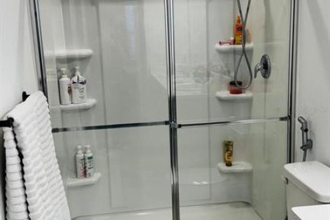 House in Kissimmee, Florida 2 bedrooms, 118.45 sq.m. № 2107018 - photo 8