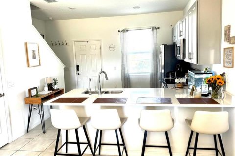 House in Kissimmee, Florida 2 bedrooms, 118.45 sq.m. № 2107018 - photo 2