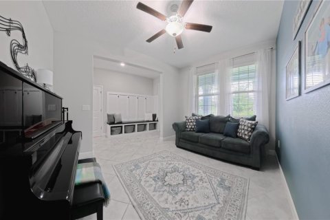 House in Riverview, Florida 4 bedrooms, 237.37 sq.m. № 1894627 - photo 9
