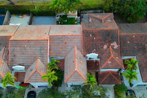 Купить таунхаус в Майами, Флорида 3 спальни, 127.09м2, № 1983843 - фото 4