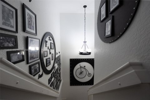 Купить таунхаус в Майами, Флорида 3 спальни, 127.09м2, № 1983843 - фото 23