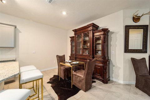 House in Ocala, Florida 2 bedrooms, 145.95 sq.m. № 1914337 - photo 13