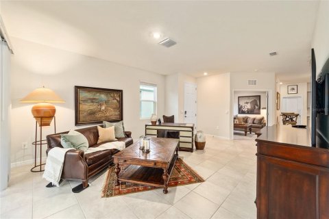 House in Ocala, Florida 2 bedrooms, 145.95 sq.m. № 1914337 - photo 18