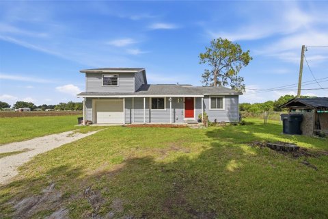 Villa ou maison à Plant City, Floride 3 chambres, 147.16 m2 № 2147648