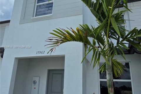 Touwnhouse à Homestead, Floride 3 chambres № 2089456