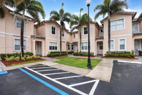 Villa ou maison à vendre à Homestead, Floride: 3 chambres, 141.49 m2 № 1945952 - photo 25