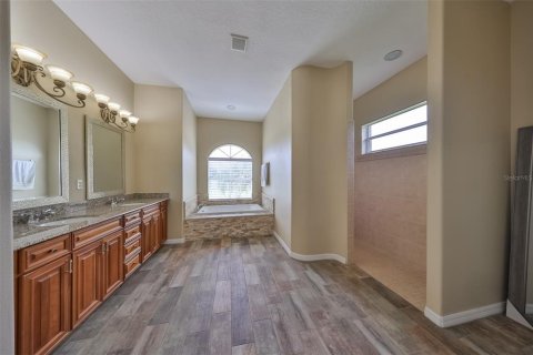 Villa ou maison à vendre à Parrish, Floride: 4 chambres, 323.76 m2 № 2148159 - photo 21
