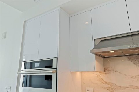 Condo in Saint Petersburg, Florida, 3 bedrooms  № 2237340 - photo 15