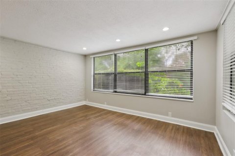House in Jacksonville, Florida 3 bedrooms, 100.15 sq.m. № 1873728 - photo 13