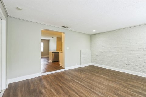 House in Jacksonville, Florida 3 bedrooms, 100.15 sq.m. № 1873728 - photo 16