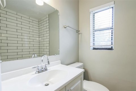 House in Jacksonville, Florida 3 bedrooms, 100.15 sq.m. № 1873728 - photo 11